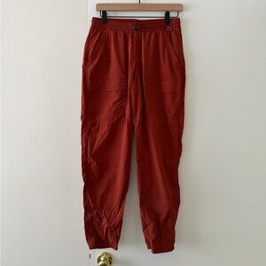 REI Women’s Hiking Jogger Pants Small